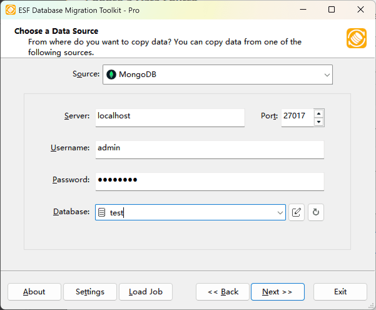 MongoDB connection dialog showing server configuration, authentication fields, and refresh button